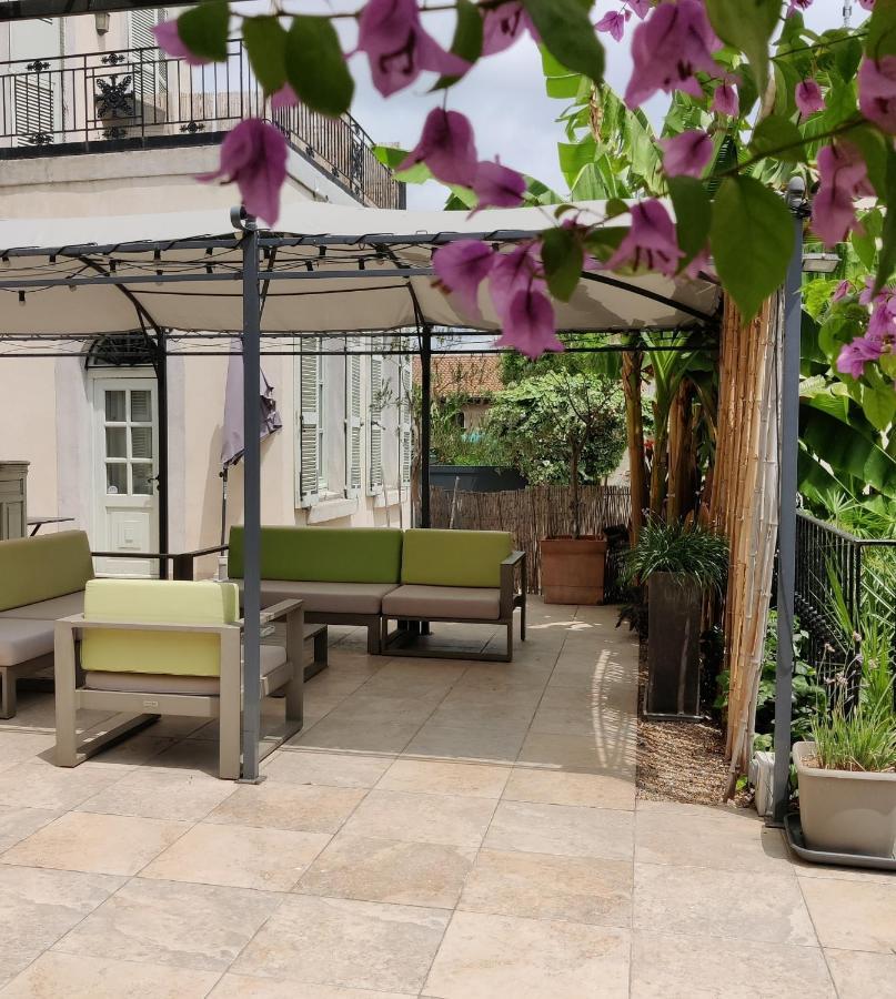 Chambres D'Hotes - Bed And Breakfast Les Palmiers メーズ エクステリア 写真